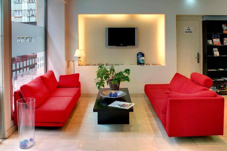 Hotel Arena Хіхон Екстер'єр фото